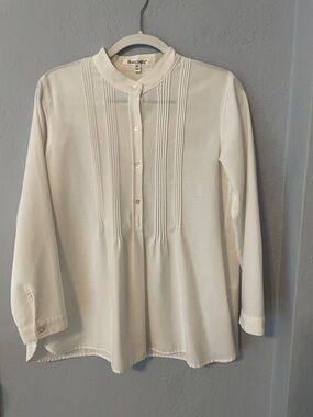 TravelSmith White Pintuck Button-Front Blouse
